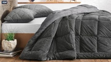 Yataş Bedding Çift Kişilik Vovin Velvet Yorgan - 2 Adet Yastık Kılıfı Hediyeli 250 gr/m2 (195x215) - Antrasit