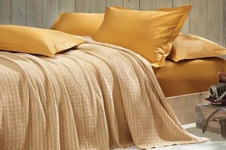Yataş Bedding Çift Kişilik Marita Pike Takımı Safran