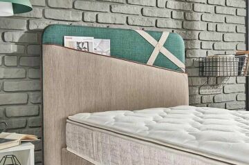 Yataş Bedding Lupo Başlık 100lük - 21601 Bej (Alt) - 21607 Koyu Yeşil (Üst) - 21605 Kırmızı(Biye)