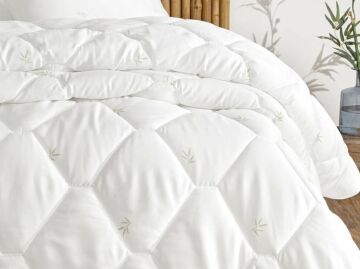 Yataş Bedding Çift Kişilik XL Nuevo Bambu Yorgan 300 gr/m2 (235x215) (%30 Bambu)