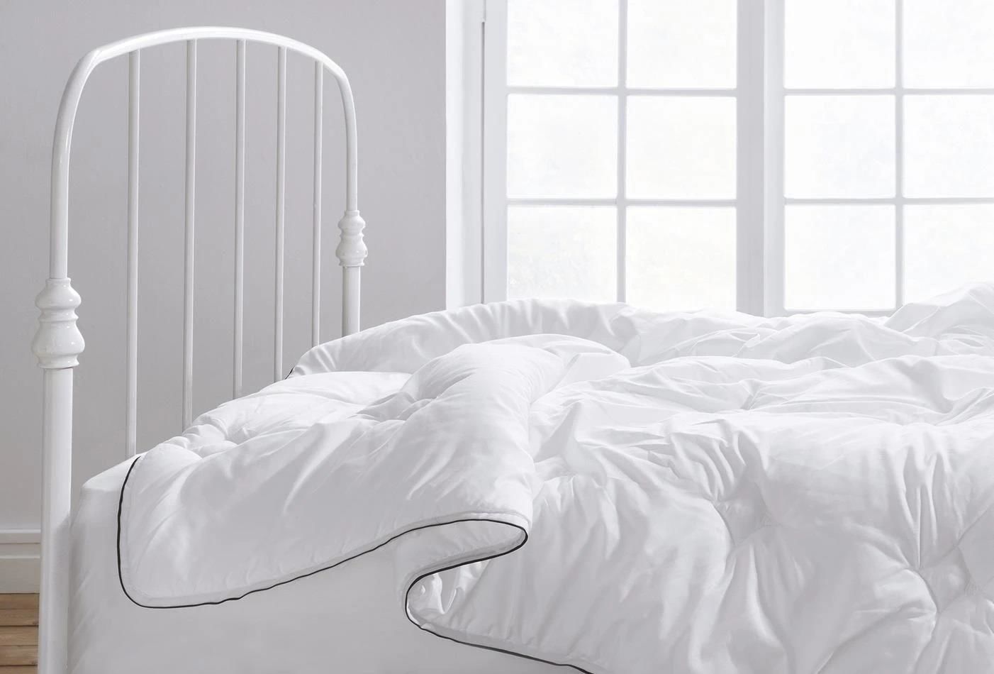 Yataş Bedding Tekli Dacron Microfiber Yorgan 300 Gr (155x215)