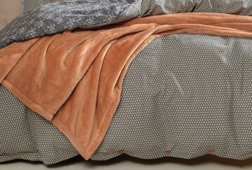 Yataş Bedding Çift Kişilik Mimoza Battaniye Nevresim Takımı Seti Antrasit