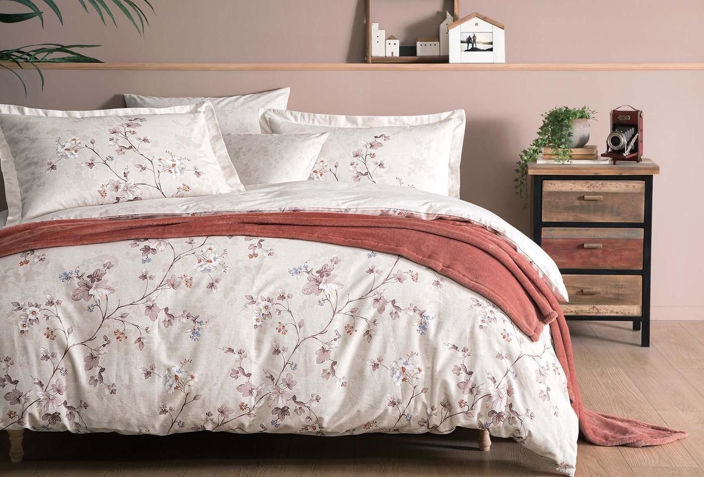 Yataş Bedding Çift Kişilik Evelia Battaniye Nevresim Takımı Seti Güll Kurusu