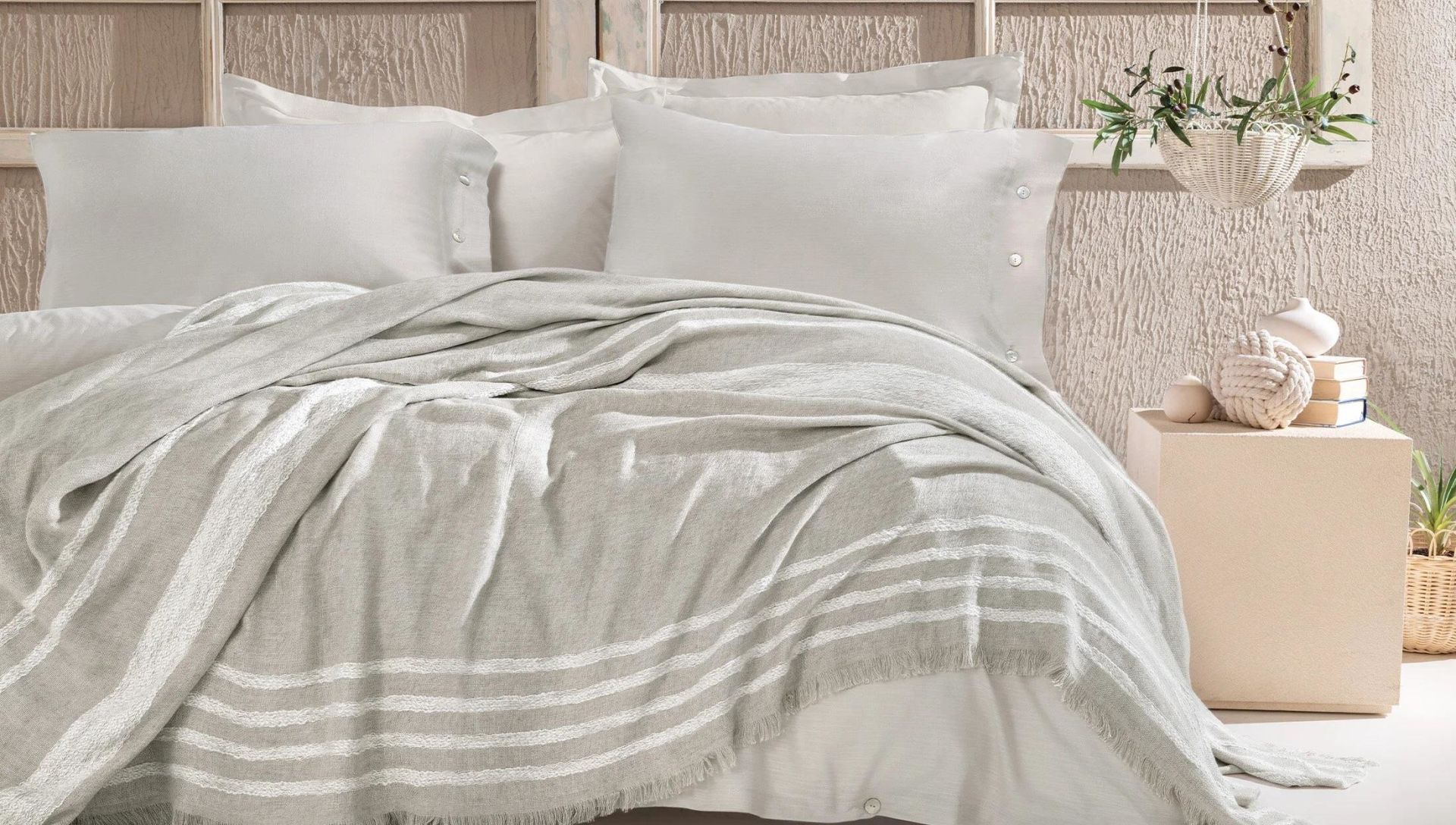 Yataş Bedding Çift Kişilik Theo Keten Yatak Örtüsü - Bej