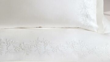 Yataş Bedding Çift Kişilik Olympia Krep Nakışlı Nevresim Takımı - Beyaz