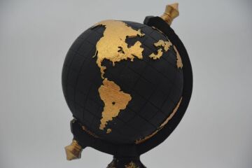 Biev Kitaplı Dünya Biblo Siyah 28cm