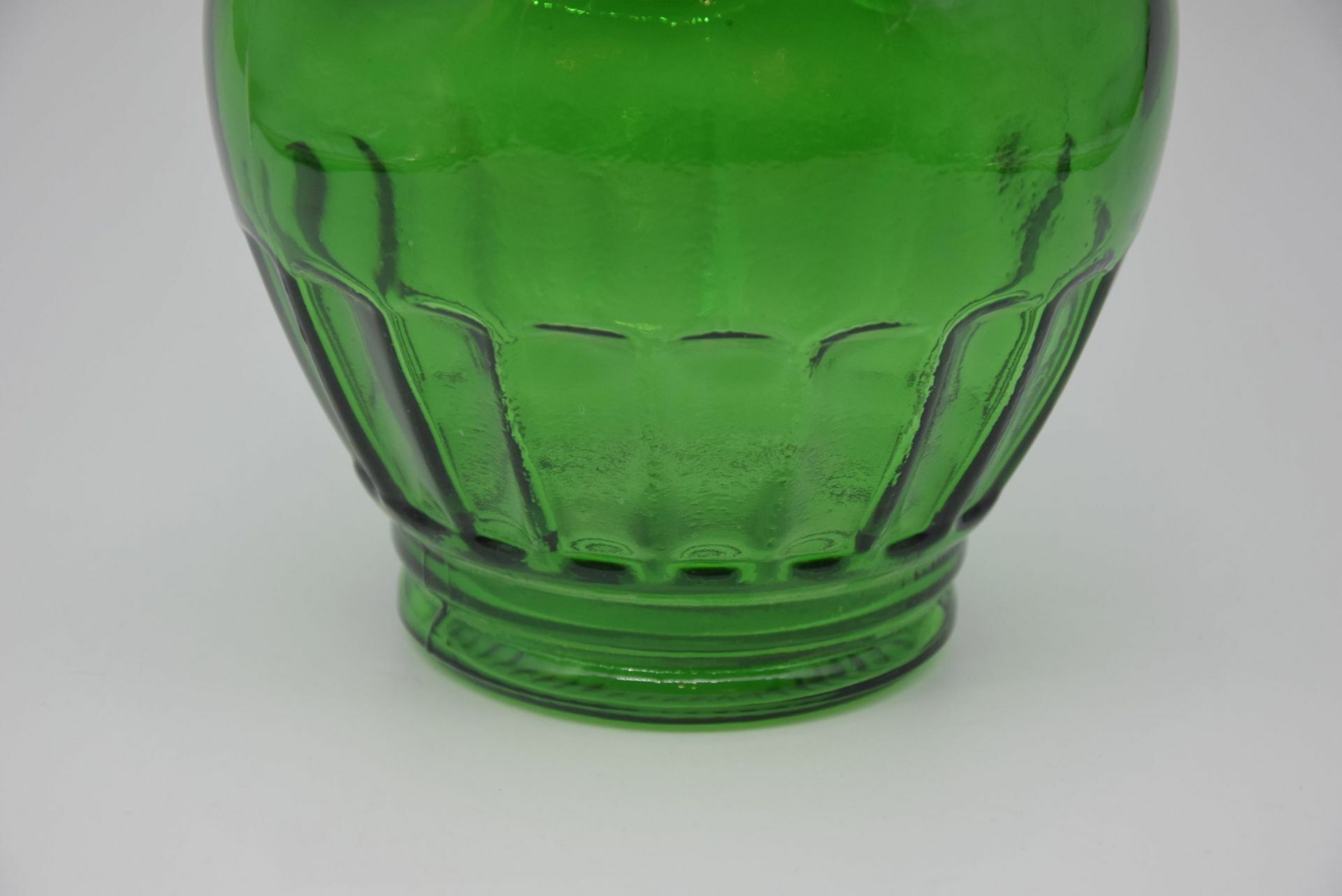 Biev Koyu Yeşil Tombik Vazo Küçük