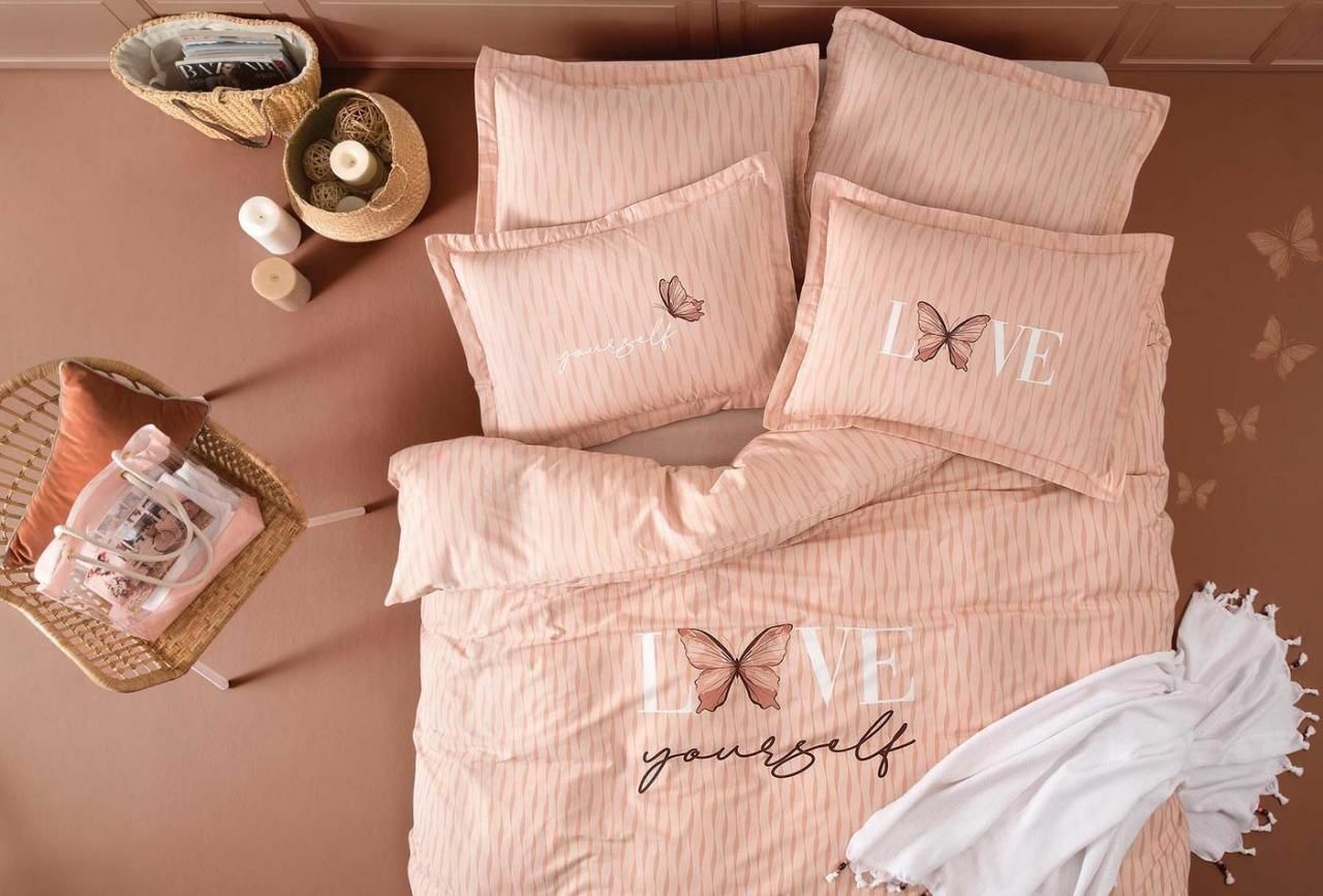 Yataş Bedding Çift Kişilik 5 Parça Koltuk Şalı Hediyeli Nevresim Takımı Butterfly - Pembe