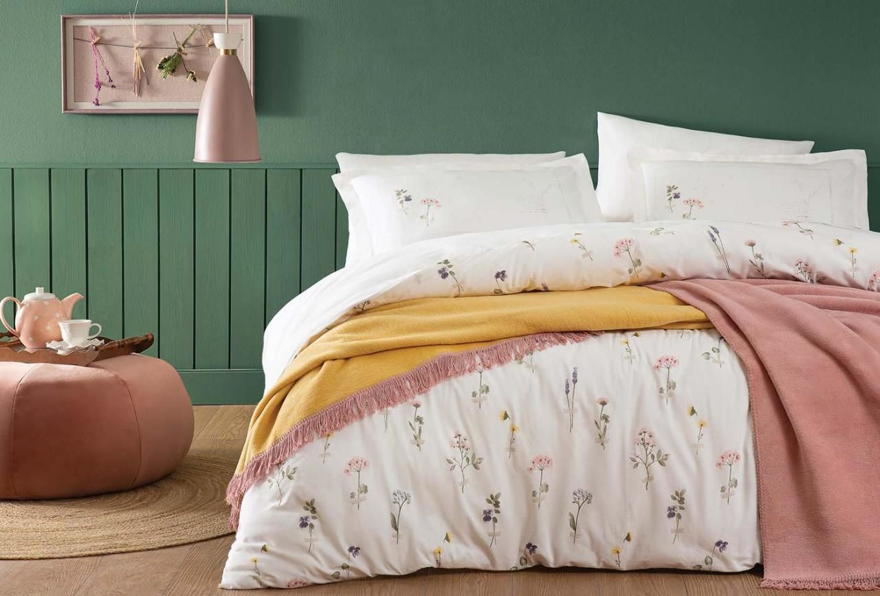 Yataş Bedding Çift Kişilik 5 Parça Pamuk Battaniyeli Nevresim Takımı Seti Louis - Pudra