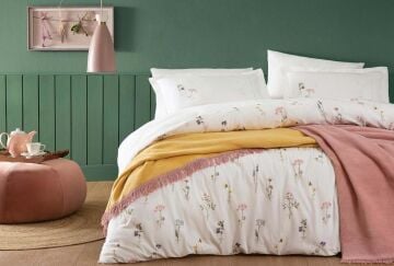 Yataş Bedding Çift Kişilik 5 Parça Pamuk Battaniyeli Nevresim Takımı Seti Louis - Pudra