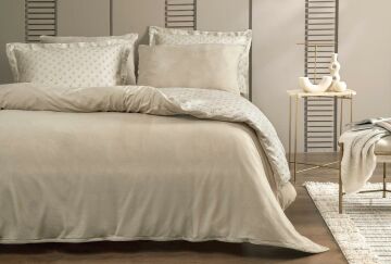 Yataş Bedding Çift Kişilik XL Arwin Kadife Saten Nevresim Takımı - Vizon