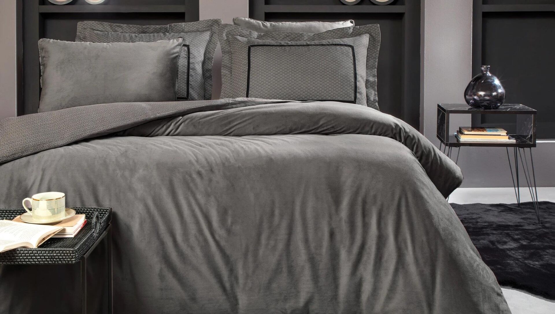 Yataş Bedding Çift Kişilik XL Pıetro Saten Nevresim Takımı Antrasit