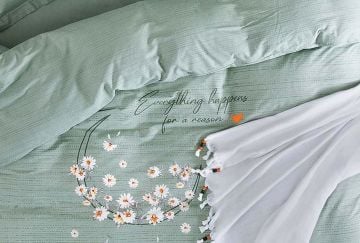 Yataş Bedding Çift Kişilik 5 Parça Koltuk Şalı Hediyeli Nevresim Takımı Daisy - Yeşil