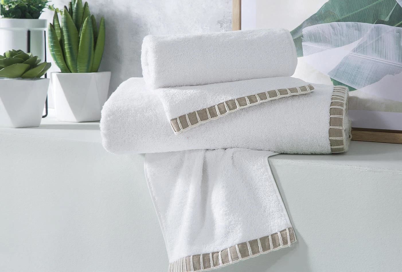 YataşBedding Lava Bej Şeritli El Havlusu Beyaz