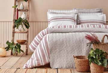 Yataş Bedding Çift Kişilik 7 Parça Yatak Örtülü Nevresim Takımı Seti Simula - Kırmızı