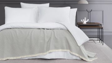 Yataş Bedding Çift Kişilik Aina Krep Seritli Nevresim Takımı Bej