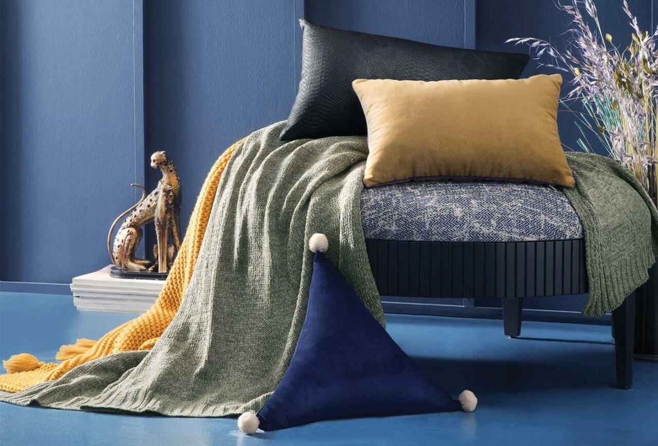 Yataş Bedding Tre Dekoratif Yastık - Lacivert (39x39x39 cm)