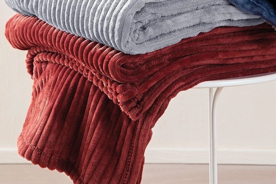 Yataş Bedding Holly Wellsoft TV Battaniyesi - Kiremit