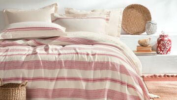 Yataş Bedding Çift Kişilik Meri Pike Takımı Kırmızı