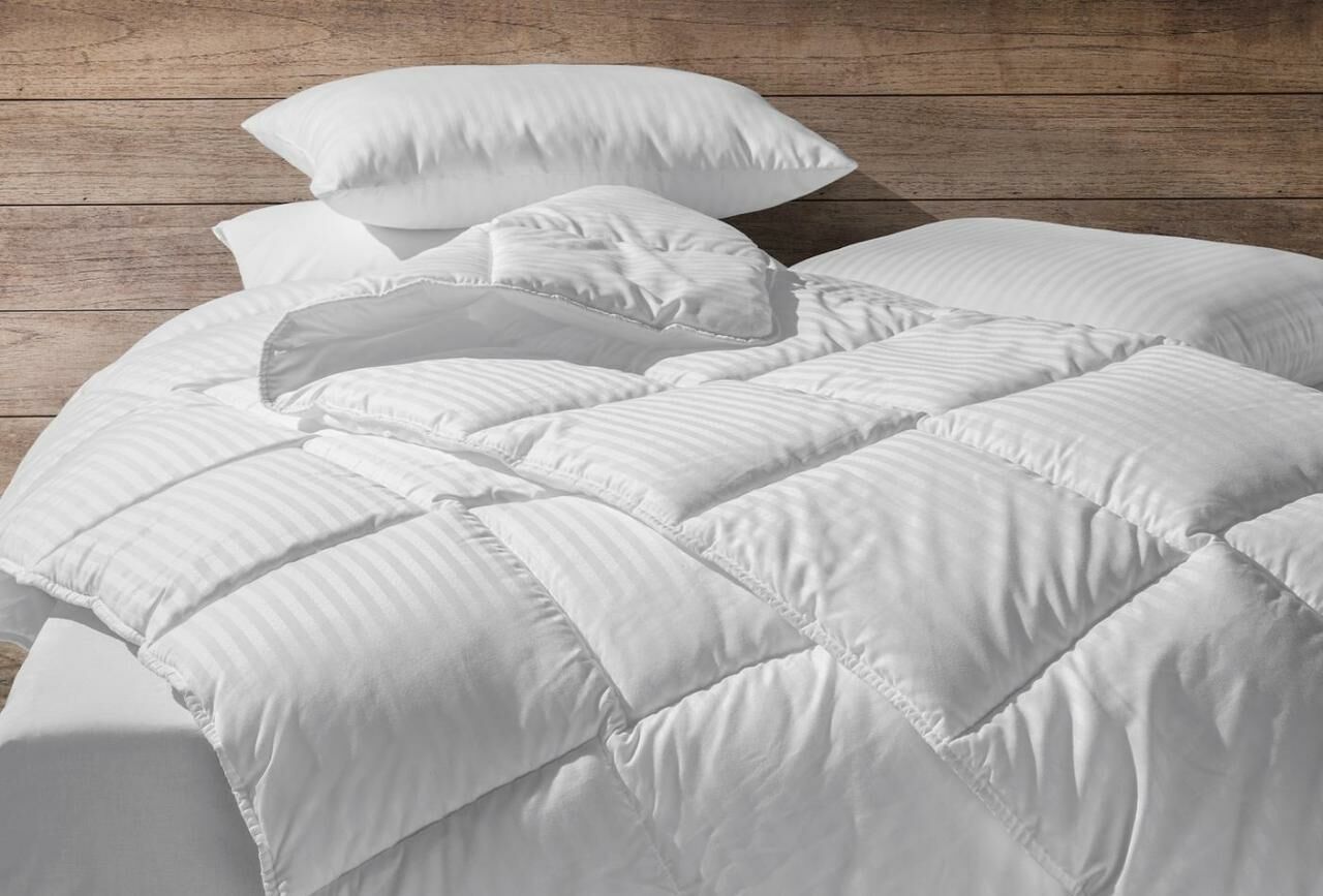 Yataş Bedding Tek Kişilik Meri Yorgan 250 gr/m2 (155x215)