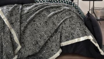 Yataş Bronte Koltuk Şalı - Siyah