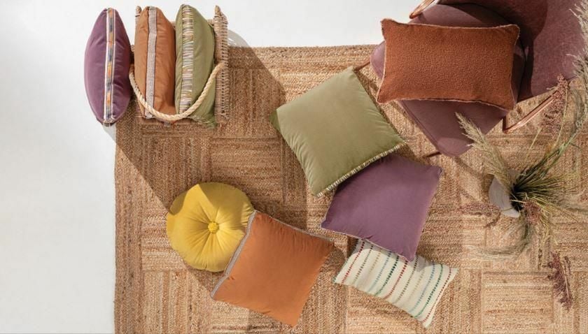 Yataş Frosty Dekoratif Kırlent (31x50) - Kiremit