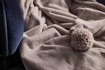 Yataş Bedding Ario Koltuk Şalı - Taş